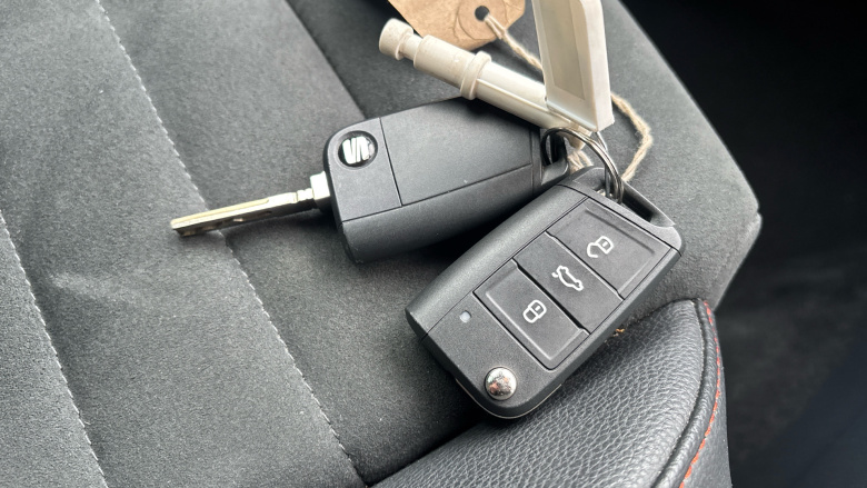 SEAT Arona 1.0 TSI 110 FR Sport 5dr DSG Petrol Hatchback